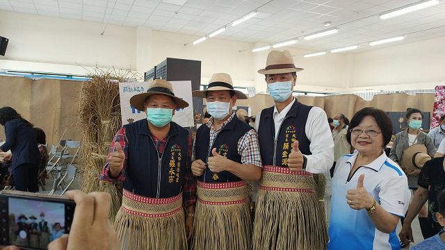 「藺類歧遇工藝展」在大甲區展出