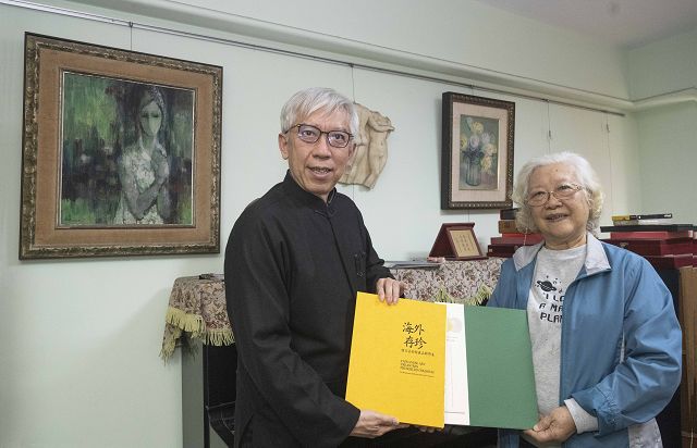 國美館梁永斐館長　拜訪女性藝術家張淑美