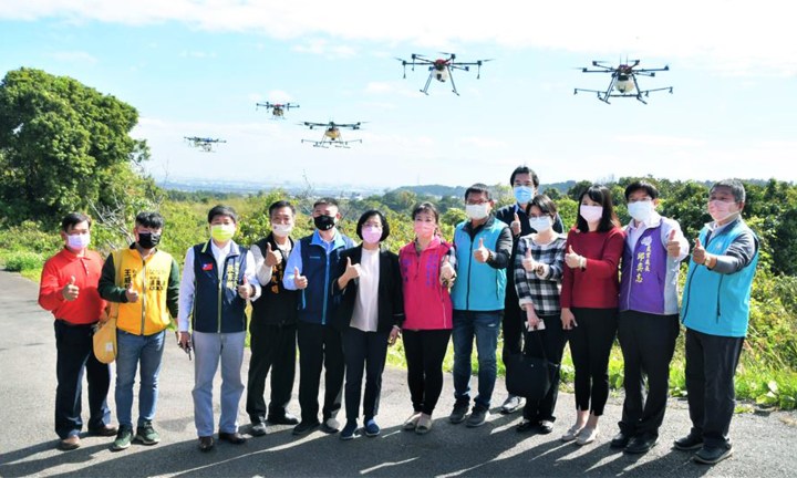 彰化超前部署 無人機噴灑AI果園辨識技術 防治荔枝椿象