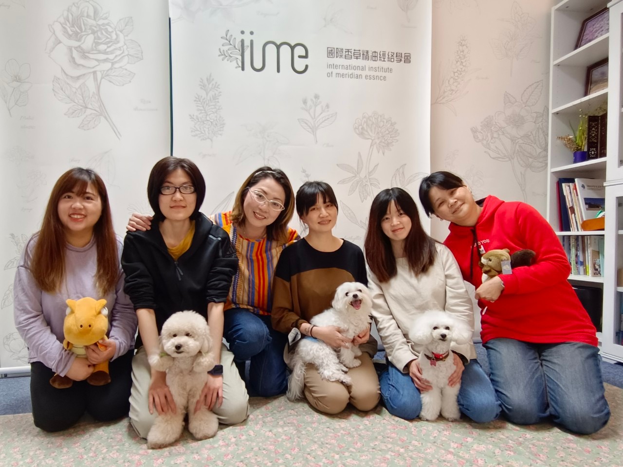 IIME國際香草精油經絡學會開辦，IIME國際寵物芳療師初階證照，可帶寵物到教室一起體驗學習-3
