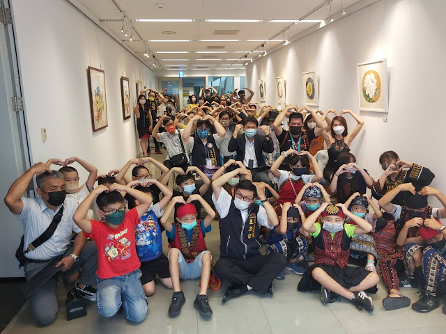 黃仁議員推動「送愛到偏鄉藝術聯展」活動，於臺中市政府舉辦開幕式