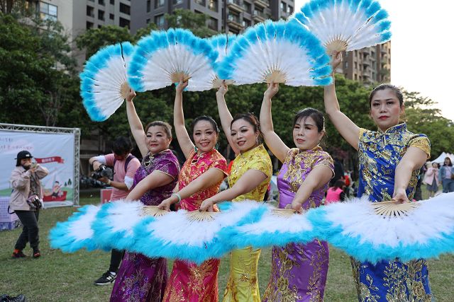 擁抱平等˙看見性平　中市草地野餐趴慶祝國際婦女節